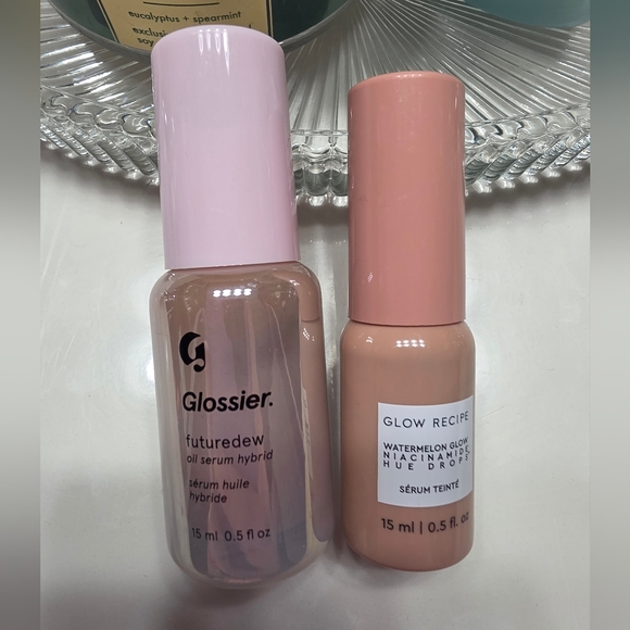 Glossier Other - Glossier Futuredew w/Free Glow Recipe Hue Drops